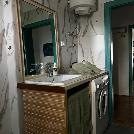 Queen Of The Arts * Belgrad